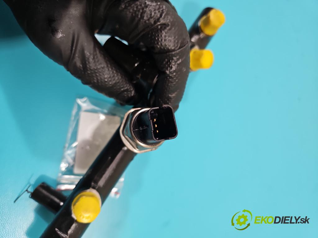 Peugeot 5008 I 2009-2017 2.0 hdi 163 HP automatic 120 kW 1997 cm3 5- lišta vstrekovacia 9681909680-03 (Vstrekovacie lišty)