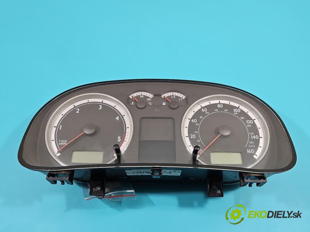 Vw Bora 1.9 tdi 131 HP manual 96 kW 1896 cm3 4- prístrojovka/ budíky 1J5920926C (Prístrojové dosky, displeje)
