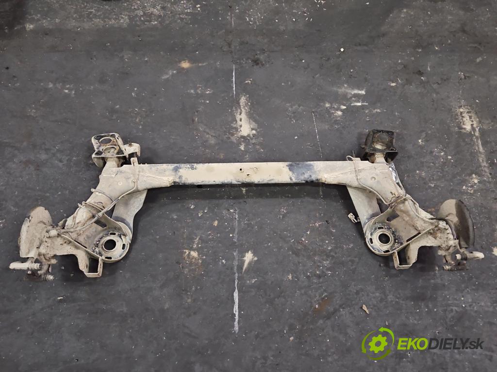 Audi A3 8L 1996-2003 1.9 TDI 110 hp manual 81 kW 1896 cm3 3- zadní výztuha  (Výztuhy zadní)