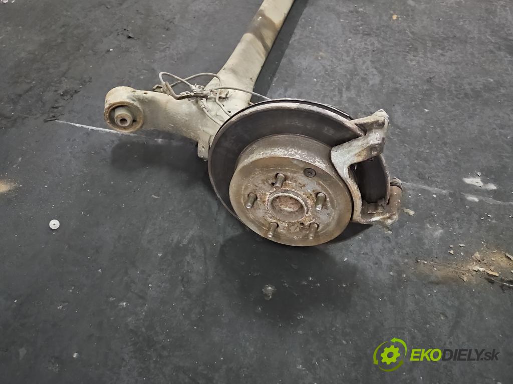 Toyota Verso 2009-2018 2.0 D4D 126 hp manual 93 kW 1998 cm3 5- zadní výztuha  (Výztuhy zadní)