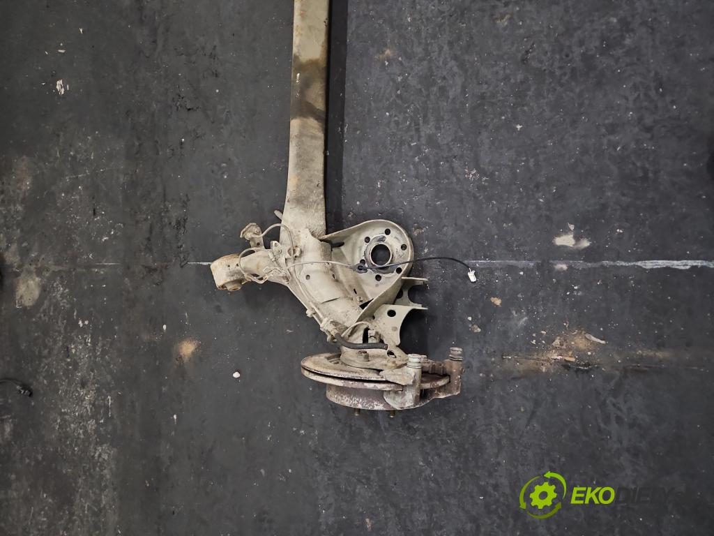 Toyota Verso 2009-2018 2.0 D4D 126 hp manual 93 kW 1998 cm3 5- zadní výztuha  (Výztuhy zadní)