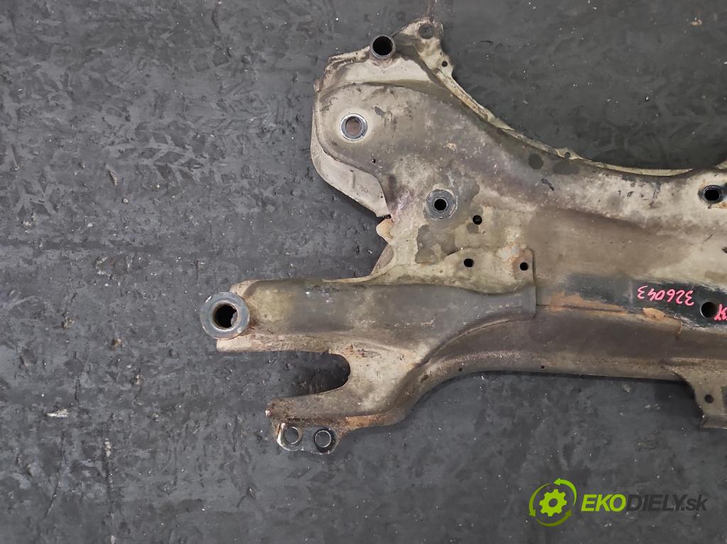 Toyota Verso 2009-2018 2.0 D4D 126 HP manual 93 kW 1998 cm3 5- výstuha motora