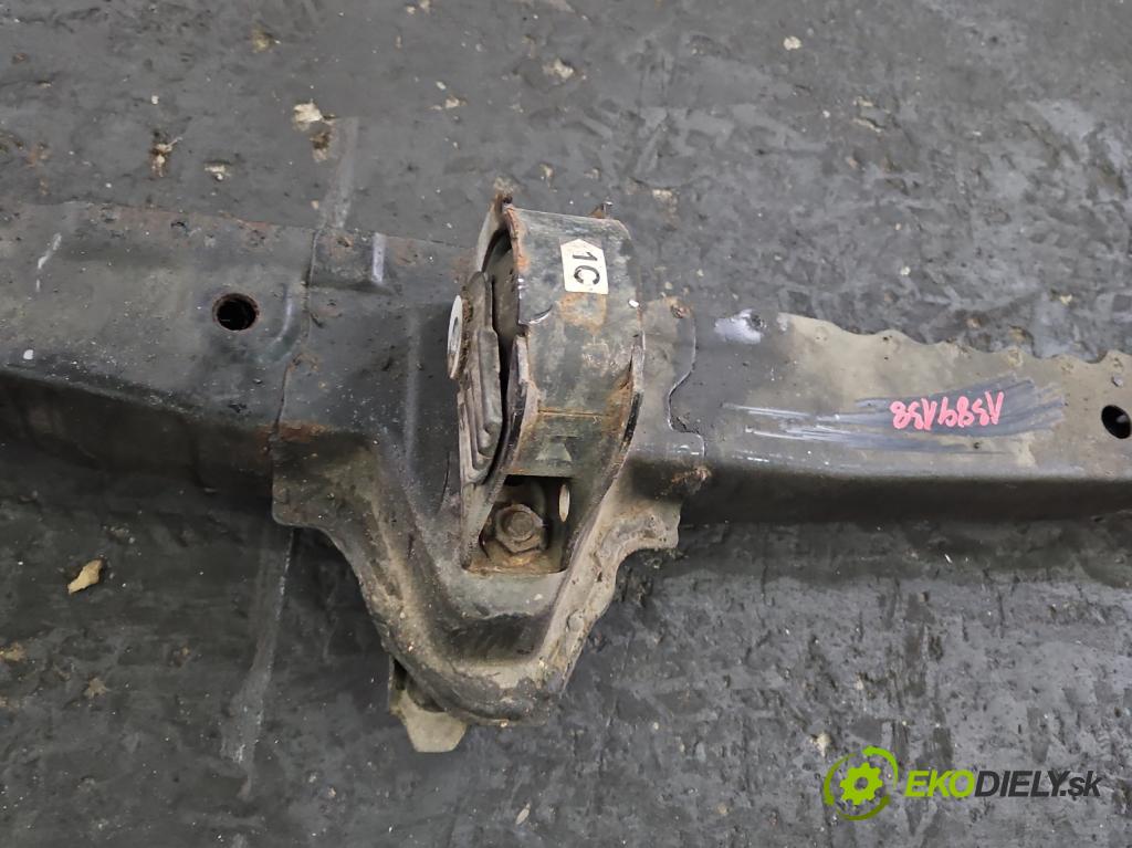 Toyota Verso 2009-2018 2.0 D4D 126 HP manual 93 kW 1998 cm3 5- výstuha motora