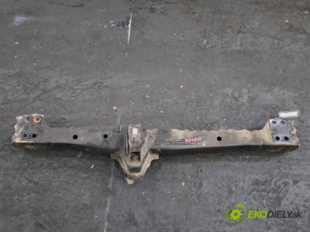 Toyota Verso 2009-2018 2.0 D4D 126 HP manual 93 kW 1998 cm3 5- výstuha motora 