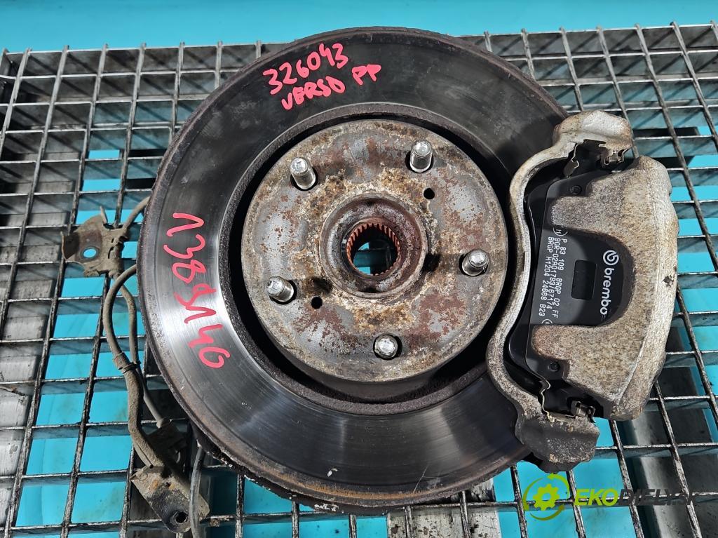 Toyota Verso 2009-2018 2.0 D4D 126 HP manual 93 kW 1998 cm3 5- náboj pravé  (Náboje)