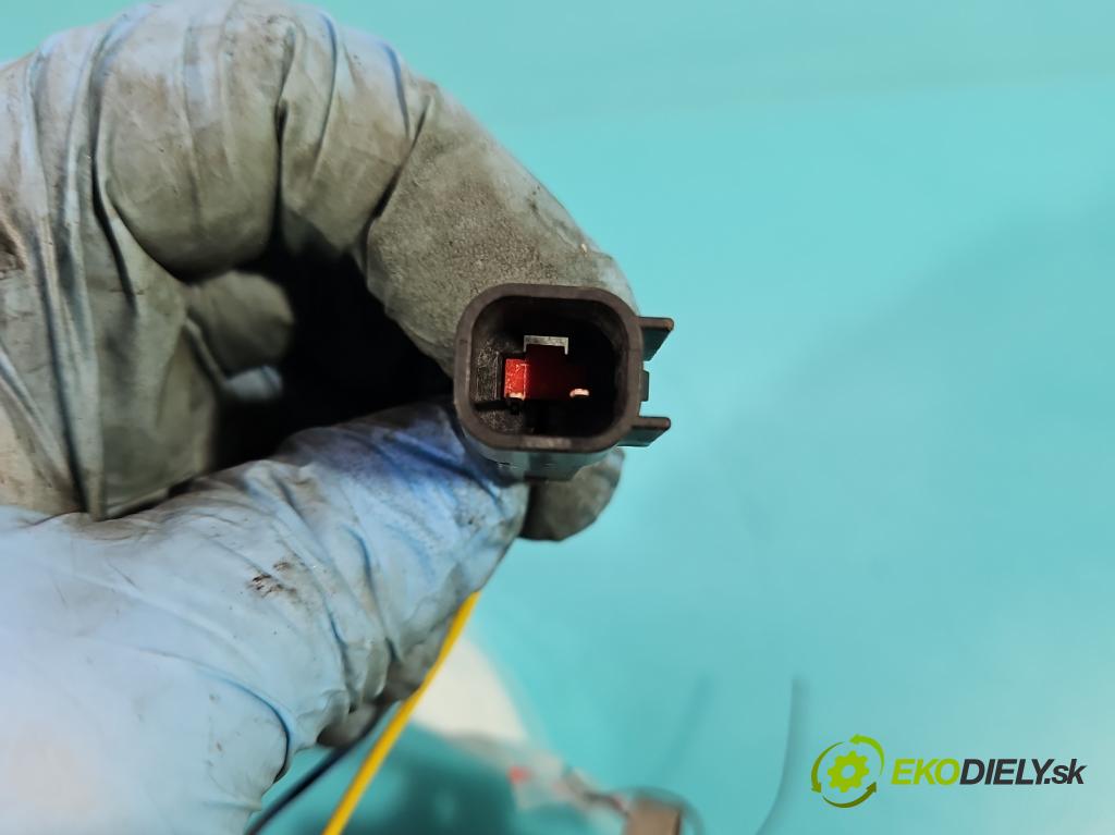 Ford C-Max II 2010-2019 1.6 tdci 116 hp manual 85 kW 1560 cm3 5- radiátor 8V6N-18D612-AB (Radiátory topení)