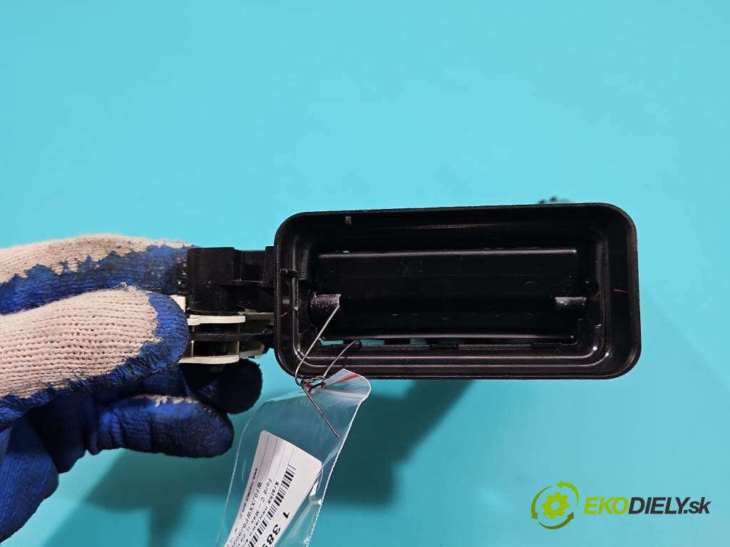 Ford C-Max II 2010-2019 1.6 tdci 116 HP manual 85 kW 1560 cm3 5- Mřížka: kúrenia stredová AM51-R014L20-CDW (Mriežky kúrenia (fukáre))