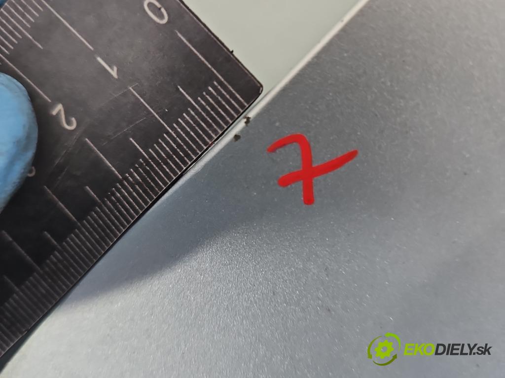 Toyota Verso 2009-2018 2.0 D4D 126 hp manual 93 kW 1998 cm3 5- blatnik přední levý  (Predné ľavé)