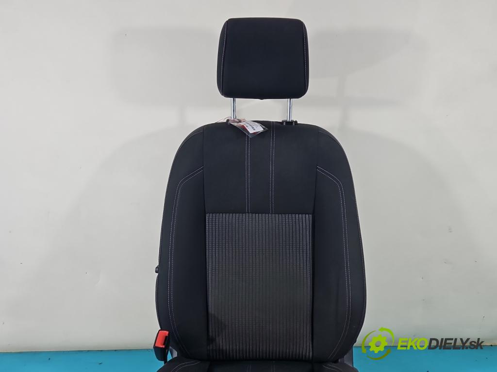 Ford C-Max II 2010-2019 1.6 tdci 116 HP manual 85 kW 1560 cm3 5- Sedačka ľavý  (Sedačky, sedadlá)