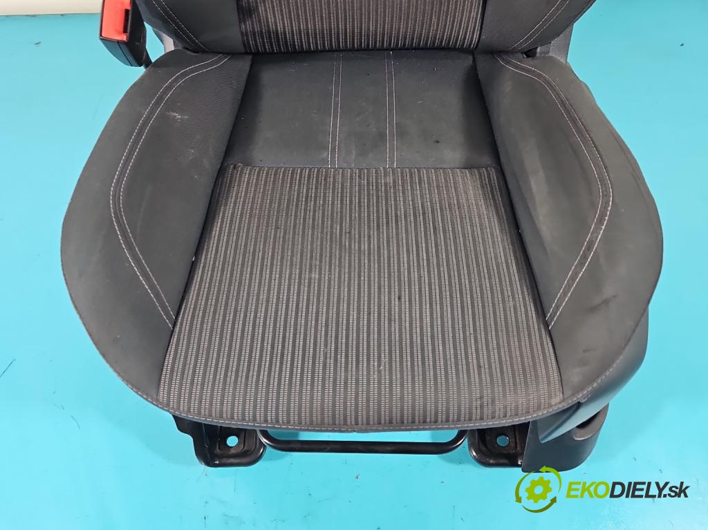 Ford C-Max II 2010-2019 1.6 tdci 116 HP manual 85 kW 1560 cm3 5- Sedačka ľavý  (Sedačky, sedadlá)