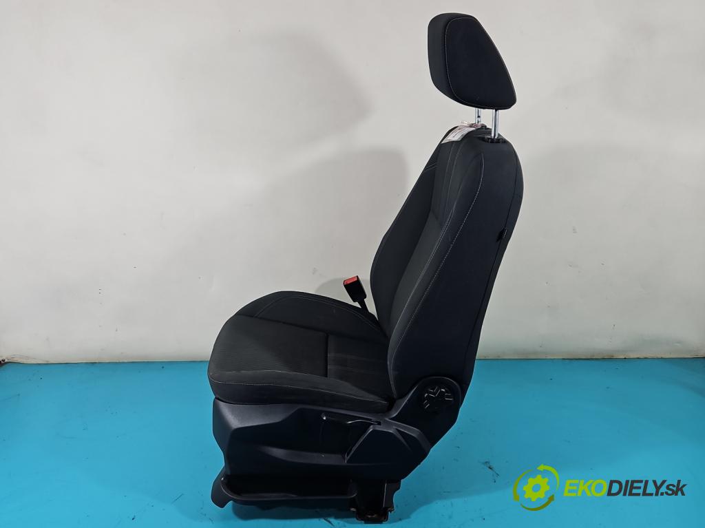 Ford C-Max II 2010-2019 1.6 tdci 116 HP manual 85 kW 1560 cm3 5- Sedačka ľavý  (Sedačky, sedadlá)