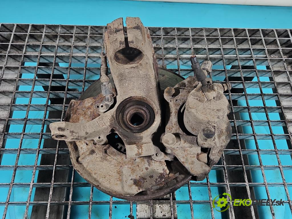 Vw Bora 1.9 tdi 131 HP manual 96 kW 1896 cm3 4- náboj ľavé  (Náboje)