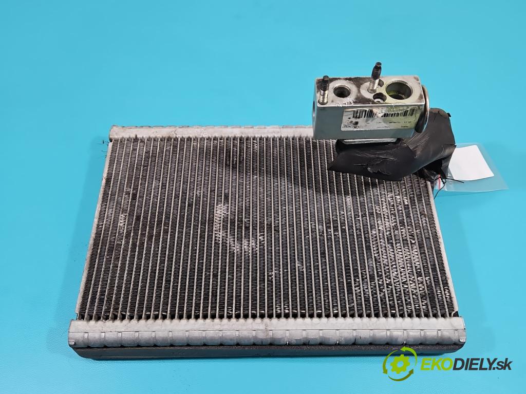 Peugeot Partner II 2008-2018 1.6 hdi 90 hp manual 66 kW 1560 cm3 5- radiátor A311010E0A (Radiátory topení)