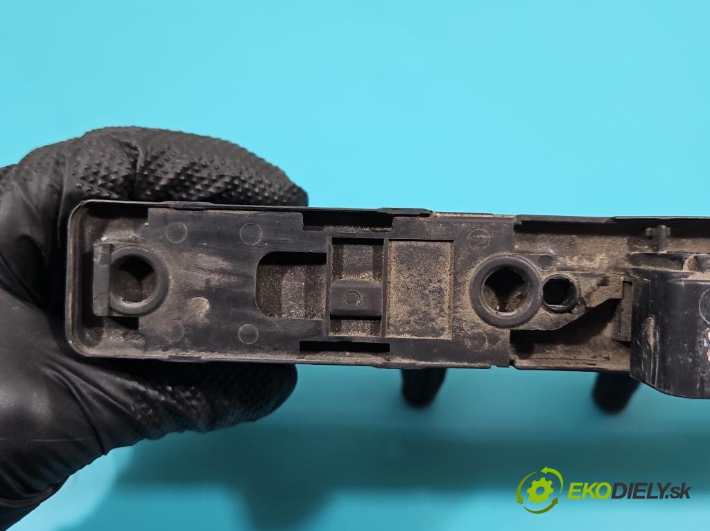 Peugeot 206 1.1 60 HP manual 44 kW 1124 cm3 3- cievka zapaľovacia 9654814480 (Zapaľovacie cievky, moduly)