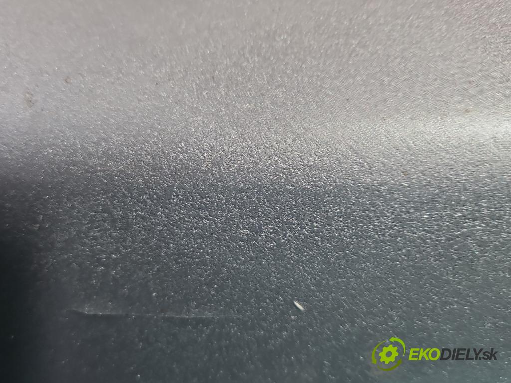 Toyota Corolla E12 2001-2009 1.6 vvti 110 hp manual 81 kW 1598 cm3 5- nárazník přední  (Ostatné)