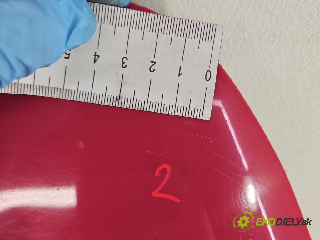 Toyota Corolla E11 1997-2002 2.0d 72 hp manual 53 kW 1974 cm3 5- zadní kufrové dveře (Zadní kapoty)