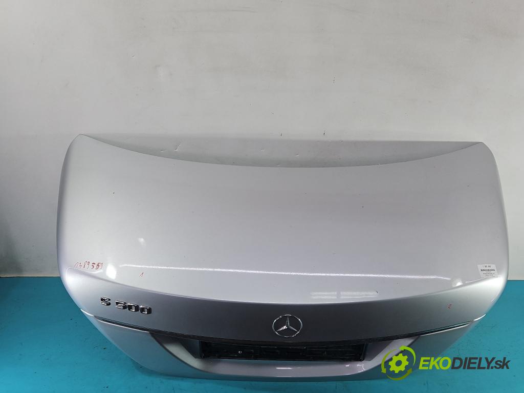 Mercedes S W221 2005-2013 5.5 V8 387KM automatic 285 kW 5462 cm3 4- zadní kufrové dveře  (Zadní kapoty)
