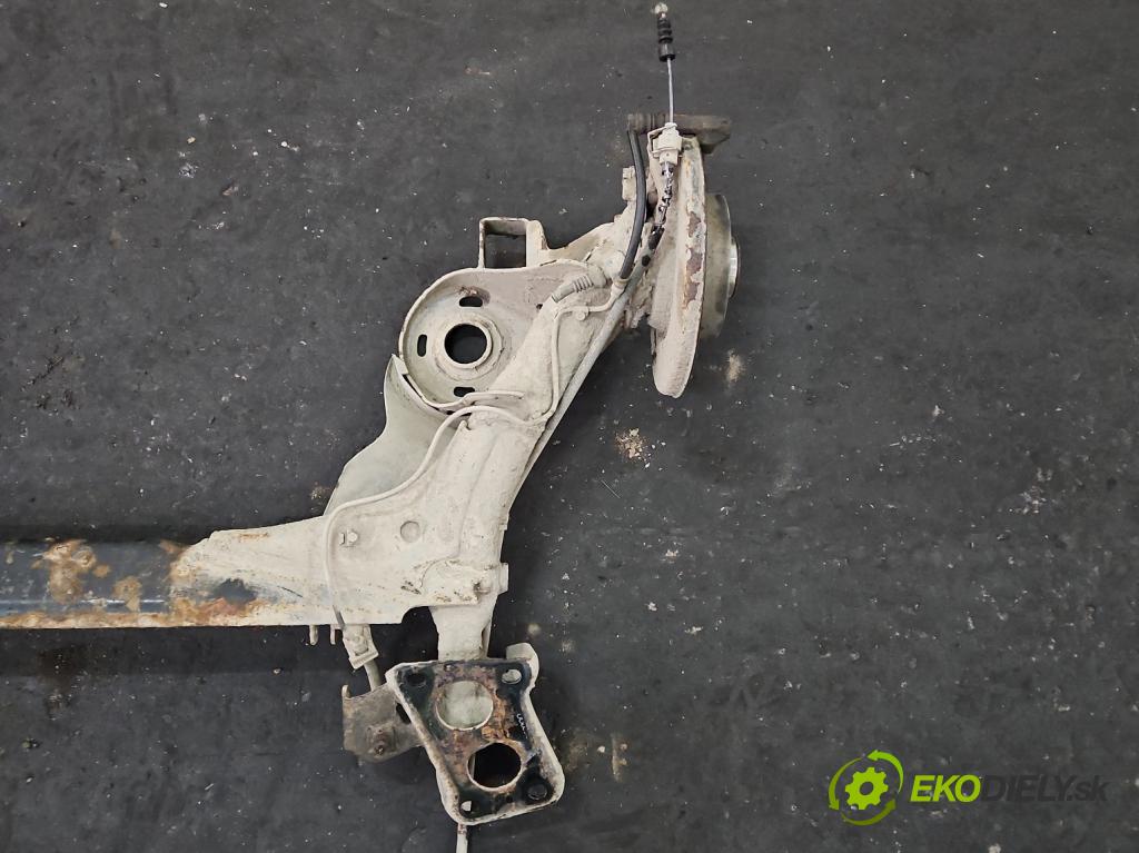 Audi A3 8L 1996-2003 1.9 tdi 90 hp manual 66 kW 1896 cm3 3- zadní výztuha  (Výztuhy zadní)