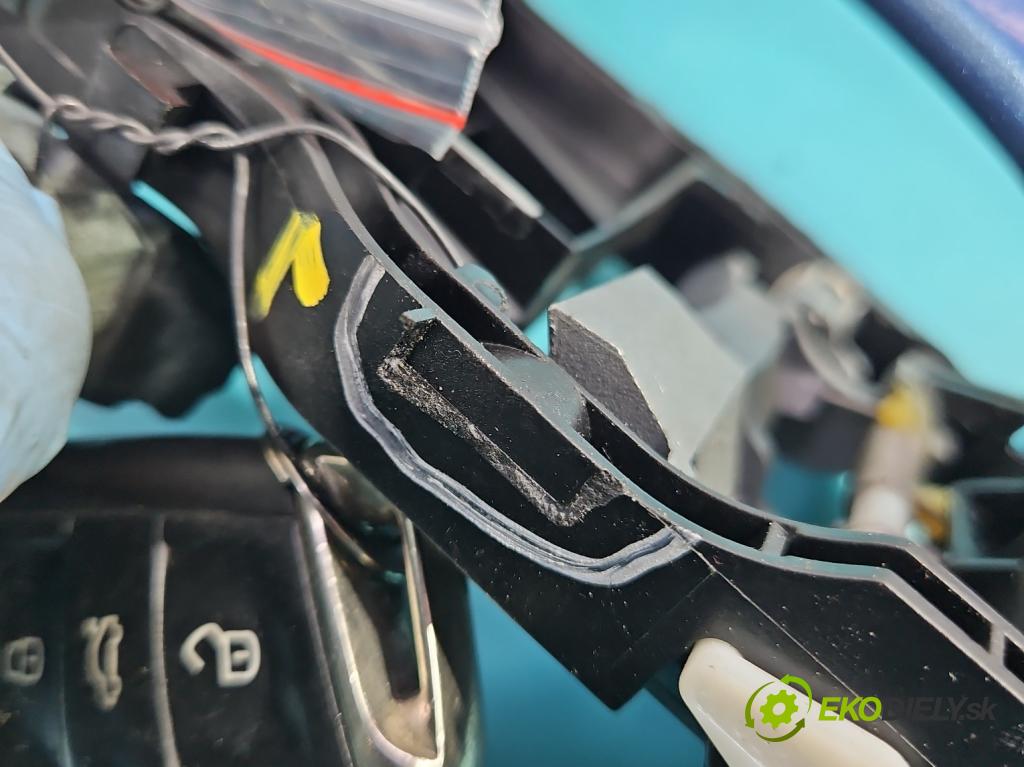 Vw Tiguan II 2016-2024 1.5 TSI 150 HP automatic 110 kW 1498 cm3 5- rukoväť predné ľavé mimo: 5NN837811F (Vonkajšie predné ľavé)