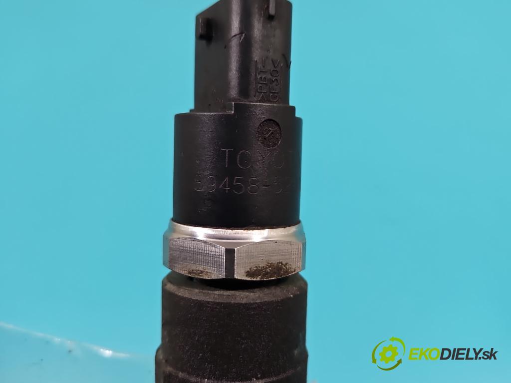 Toyota Yaris I 1999-2005 1.4 D4D 75 HP manual 55 kW 1364 cm3 5- lišta vstrekovacia 0445214032 (Vstrekovacie lišty)