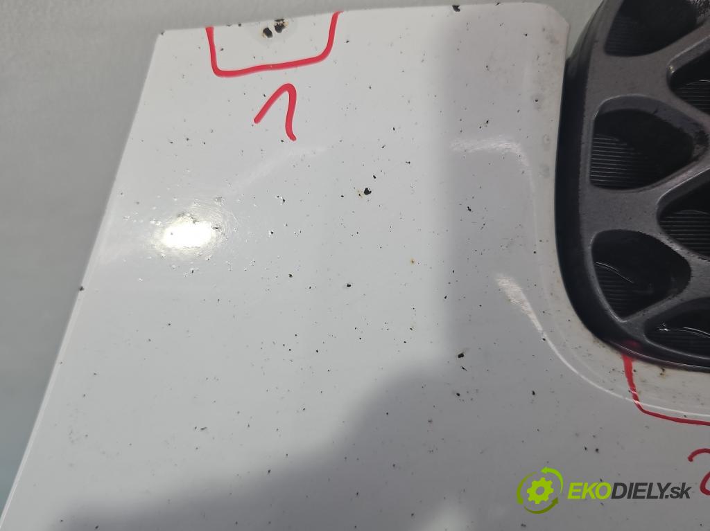 Toyota Yaris I 1999-2005 1.4 D4D 75 HP manual 55 kW 1364 cm3 5- kapota predná