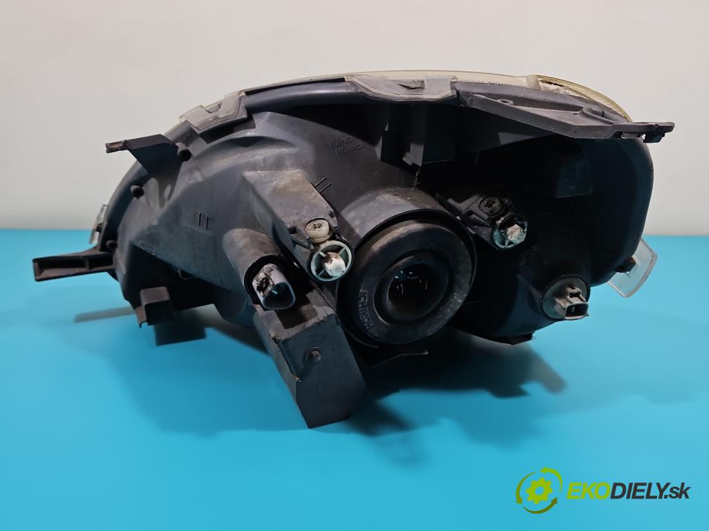 Toyota Yaris I 1999-2005 1.4 D4D 75 HP manual 55 kW 1364 cm3 5- Reflektor: pravý  (Pravé)