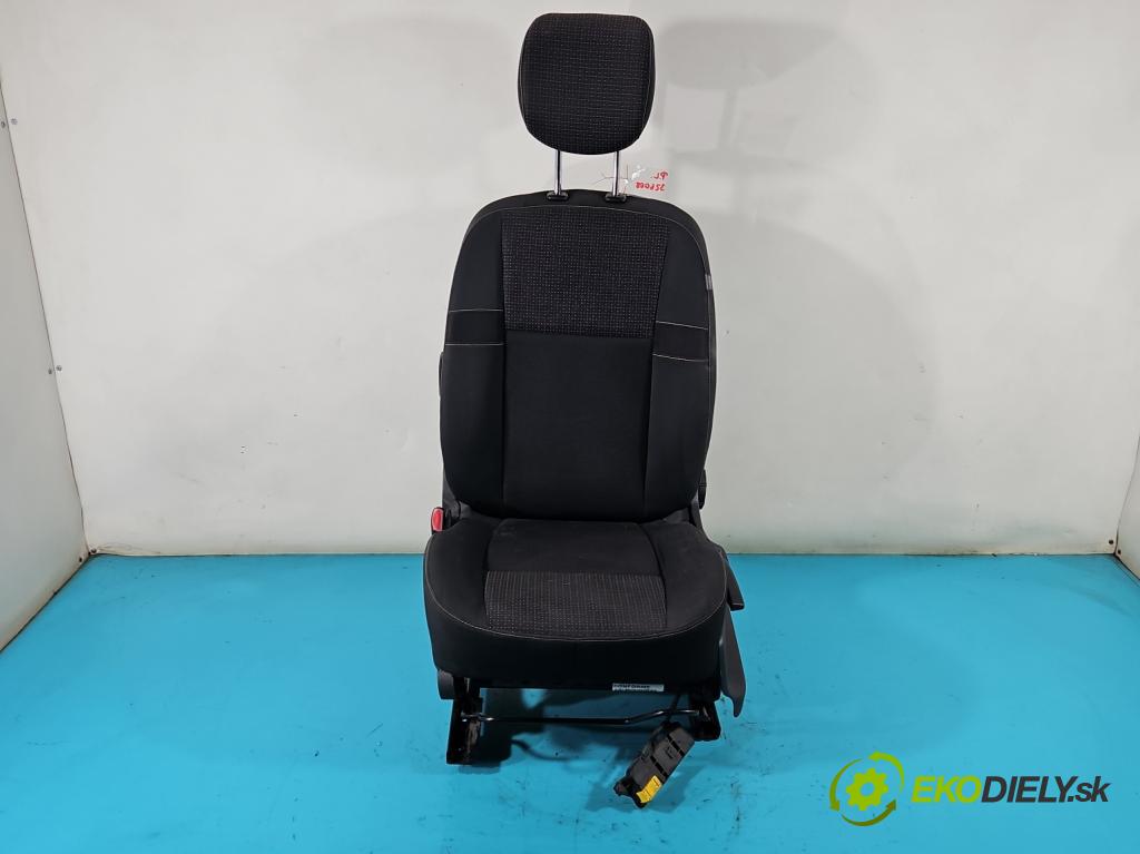 Renault Scenic III 2009-2016 1.5 dci 110 HP manual 81 kW 1461 cm3 5- Sedačka ľavý  (Sedačky, sedadlá)