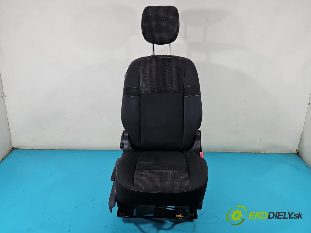 Renault Scenic III 2009-2016 1.5 dci 110 HP manual 81 kW 1461 cm3 5- Sedačka pravý  (Sedačky, sedadlá)