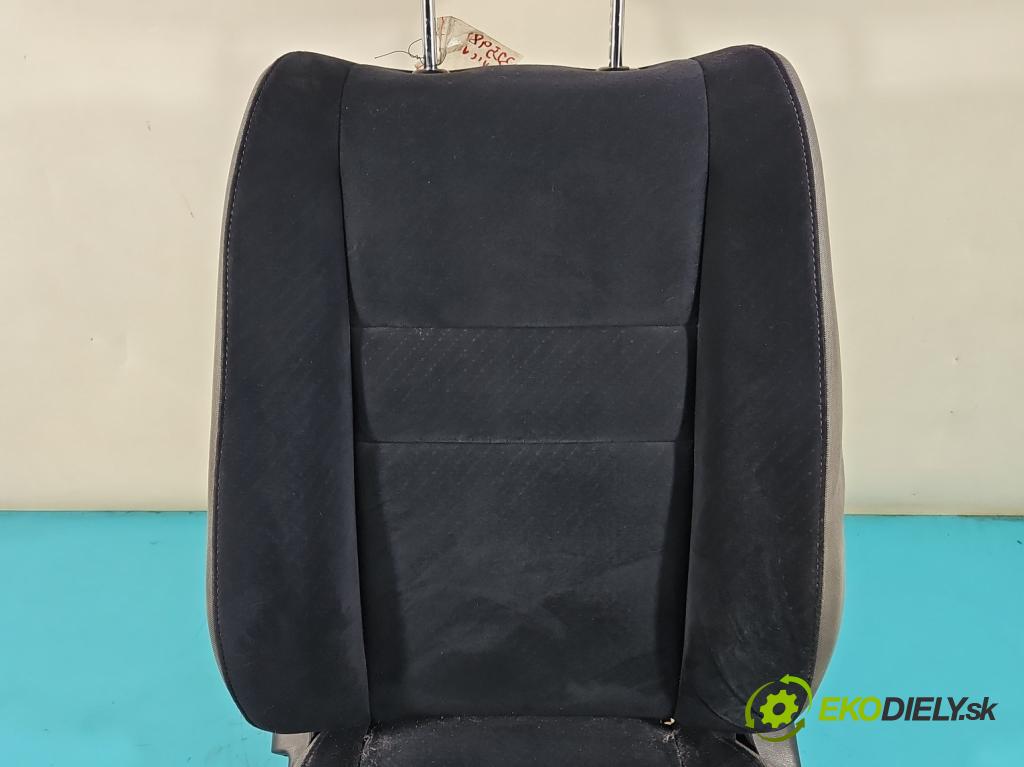 Honda Civic VIII 2006-2011 2.2 140 HP manual 103 kW 2204 cm3 5- Sedačka ľavý  (Sedačky, sedadlá)