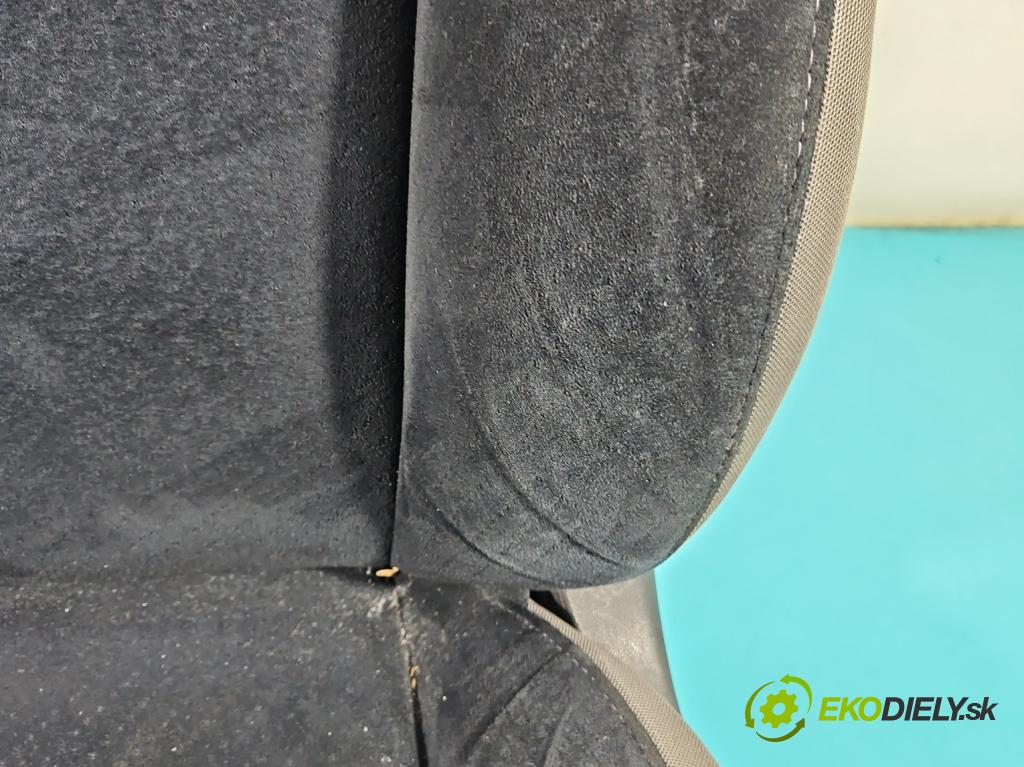 Honda Civic VIII 2006-2011 2.2 140 HP manual 103 kW 2204 cm3 5- Sedačka ľavý  (Sedačky, sedadlá)