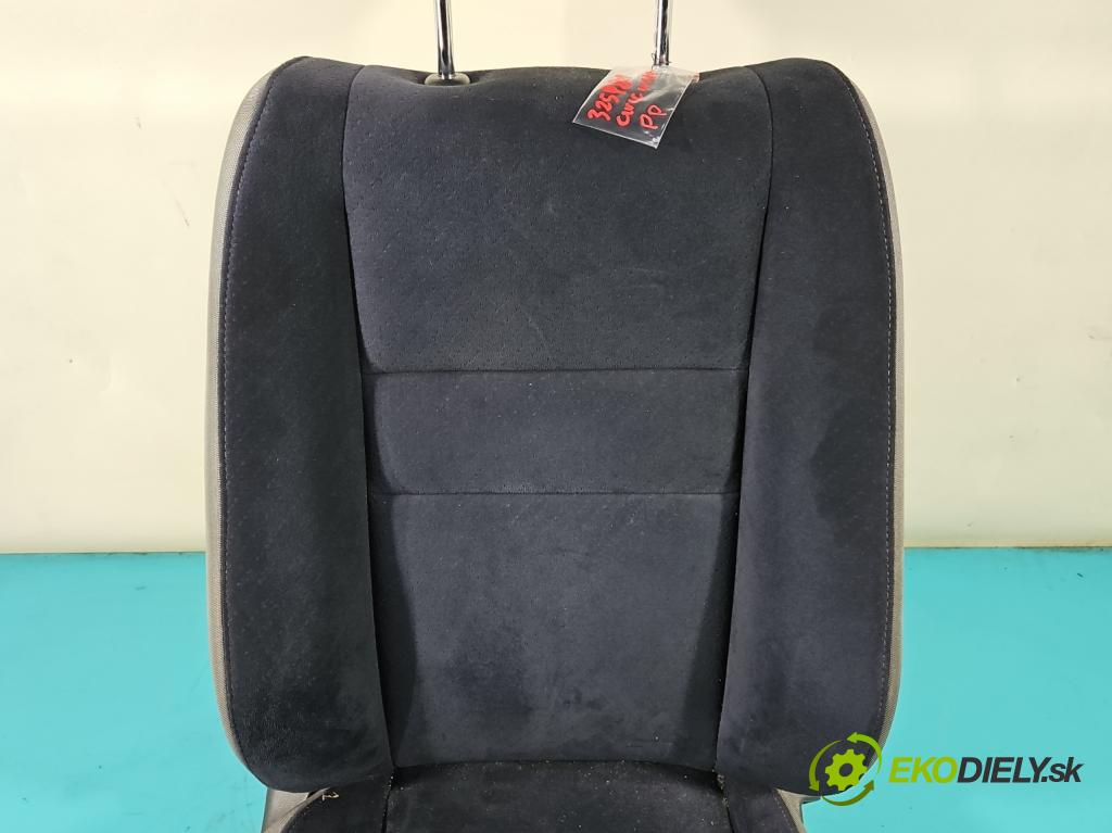 Honda Civic VIII 2006-2011 2.2 140 HP manual 103 kW 2204 cm3 5- Sedačka pravý  (Sedačky, sedadlá)
