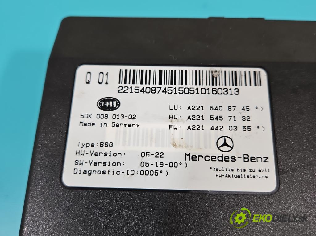 Mercedes S W221 2005-2013 5.5 V8 387KM automatic 285 kW 5462 cm3 4- skříňka pojistková A2215408745 (Pojistkové skříňky)