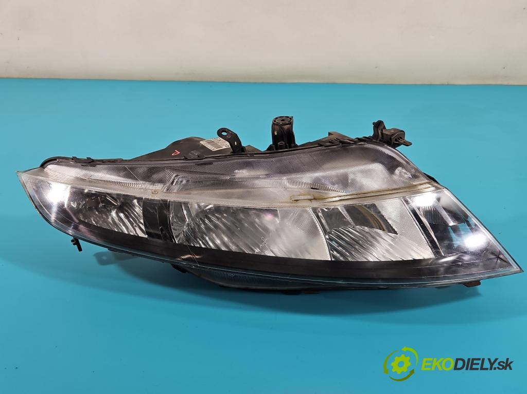 Honda Civic VIII 2006-2011 2.2 140 HP manual 103 kW 2204 cm3 5- Reflektor: pravý 0301226202 (Pravé)