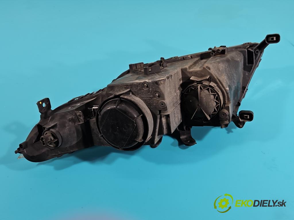 Honda Civic VIII 2006-2011 2.2 140 HP manual 103 kW 2204 cm3 5- Reflektor: pravý 0301226202 (Pravé)