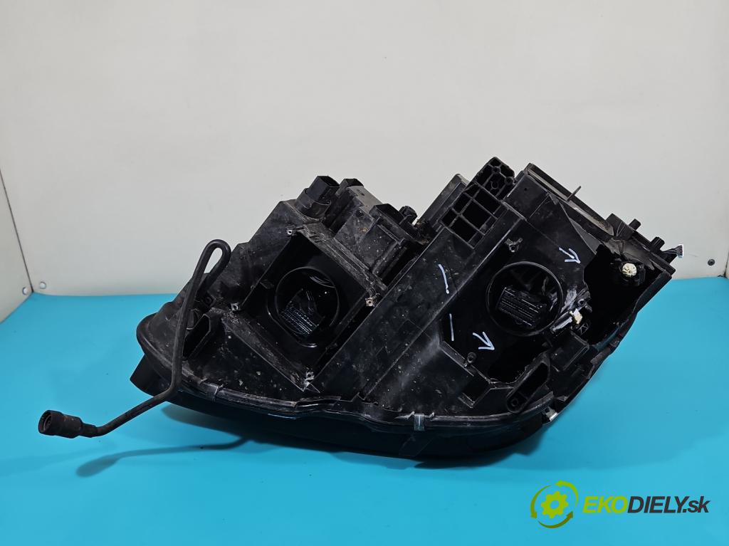 Vw Tiguan II 2016-2024 1.5 TSI 150 HP automatic 110 kW 1498 cm3 5- Reflektor: pravý 5NN941082C (Pravé)