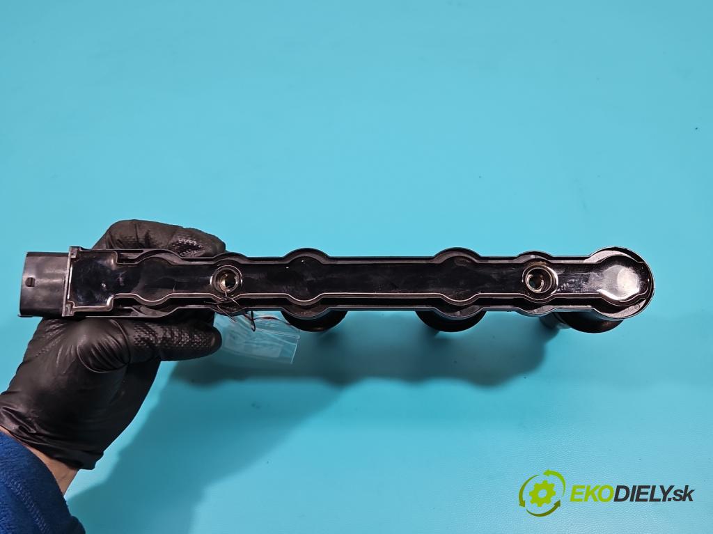 Fiat Stilo 1.6 16V 105 HP manual 77 kW 1598 cm3 3- cievka zapaľovacia  (Zapaľovacie cievky, moduly)