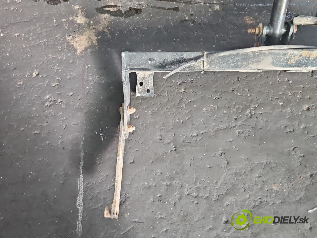 Renault Scenic I 1996-2003 1.6 8V MNOHO: 90 hp manual 66 kW 1598 cm3 5- oko tažné  (Tažná zařízení)