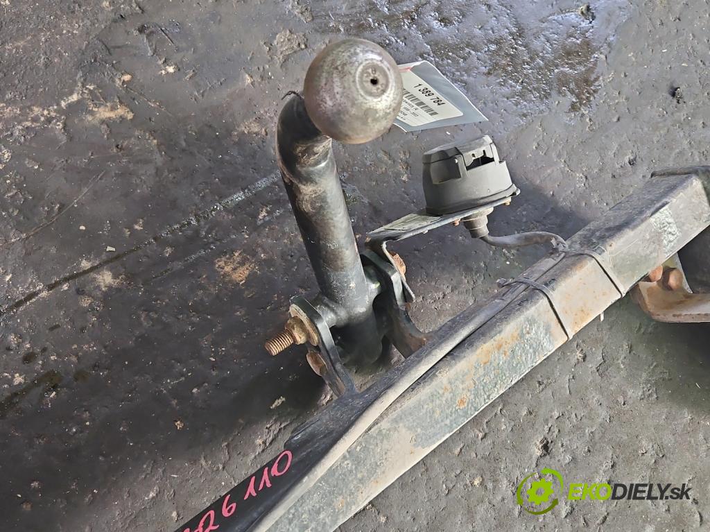 Renault Scenic I 1996-2003 1.6 8V MNOHO: 90 hp manual 66 kW 1598 cm3 5- oko tažné  (Tažná zařízení)