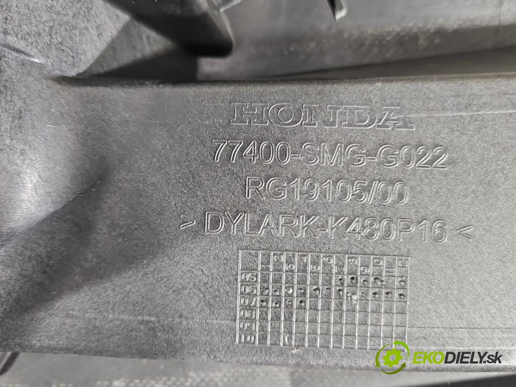 Honda Civic VIII 2006-2011 2.2 140 HP manual 103 kW 2204 cm3 5- kokpit,pristrojová doska rozdeľovacia
