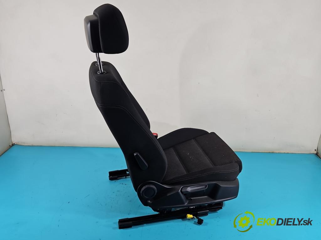 Vw Passat B8 2014 - 2.0 tdi 150 HP automatic 110 kW 1968 cm3 5- Sedačka pravý  (Sedadlo)