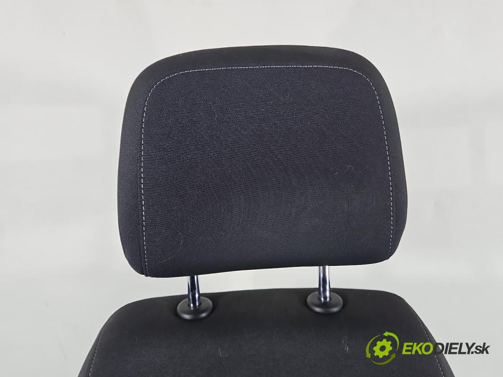 Vw Passat B8 2014 - 2.0 tdi 150 HP automatic 110 kW 1968 cm3 5- Sedačka pravý  (Sedadlo)