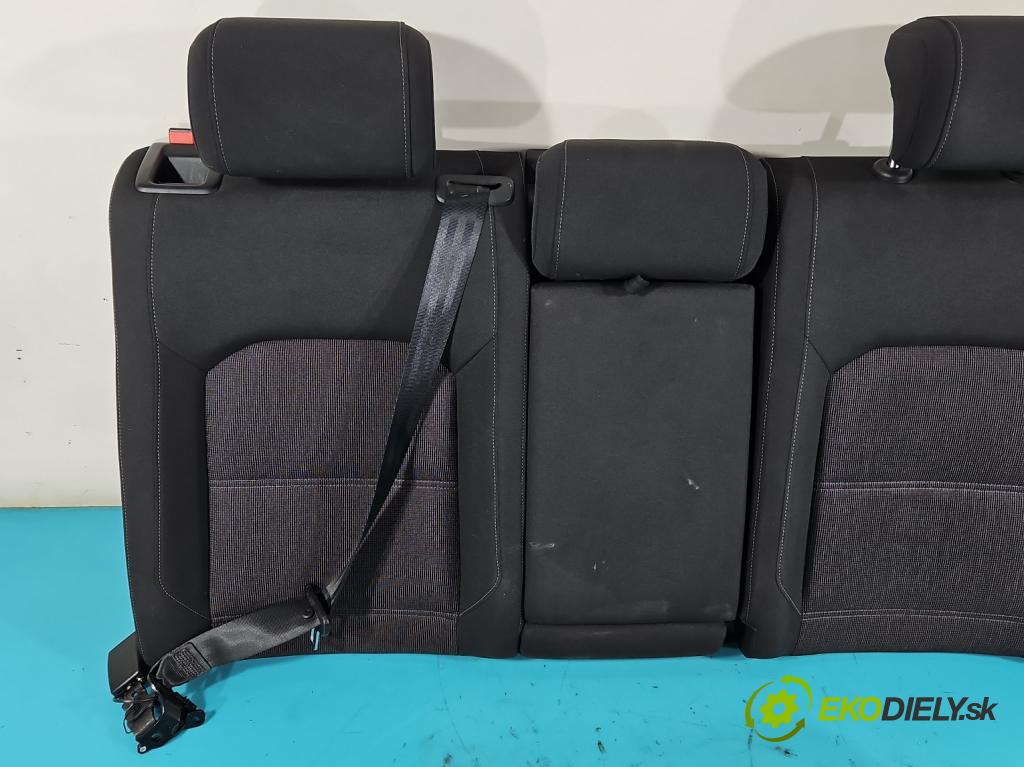 Vw Passat B8 2014 - 2.0 tdi 150 HP automatic 110 kW 1968 cm3 5- Pohovka: zadné  (Sedačky, sedadlá)
