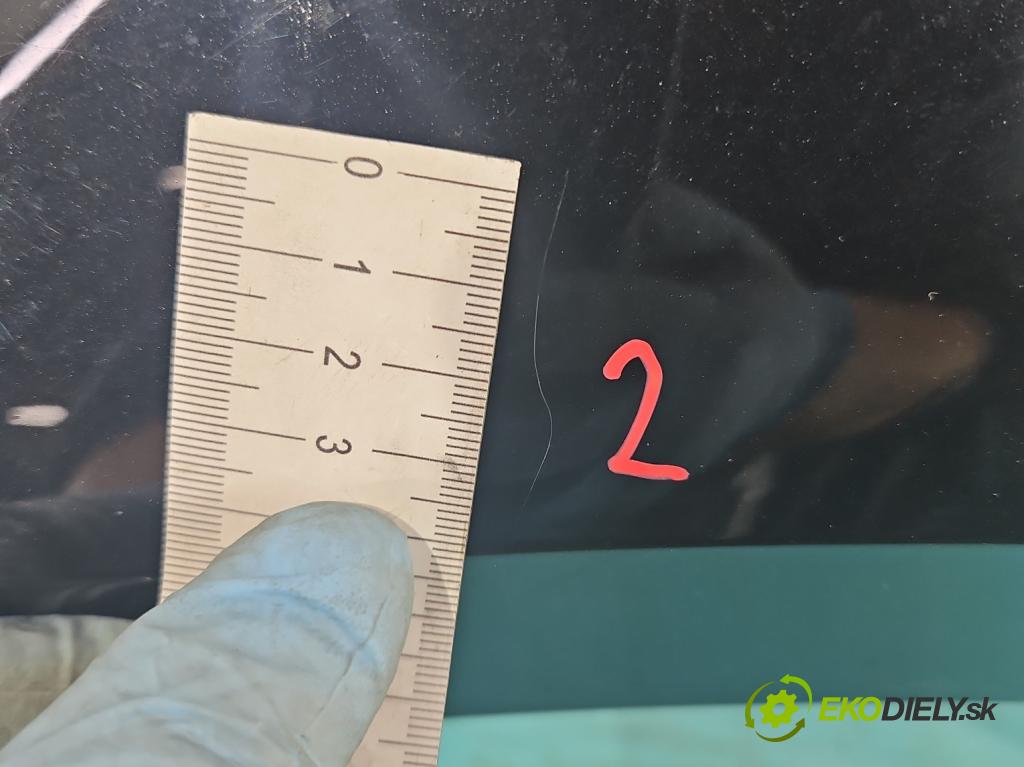 Vw Passat B8 2014 - 2.0 tdi 150 hp automatic 110 kW 1968 cm3 5- blatnik přední levý  (Predné ľavé)