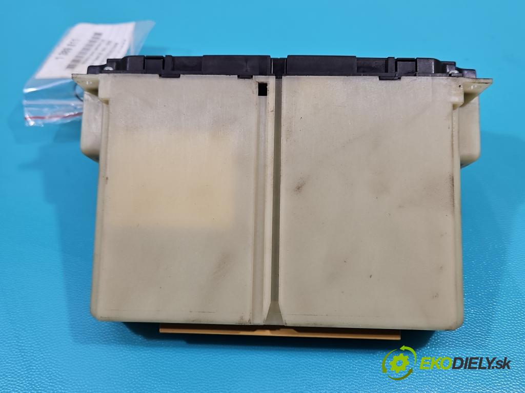 Vw Passat B5 1995-2005 1.8 T 150 HP manual 110 kW 1781 cm3 5- panel kúrenia 3B1907044A