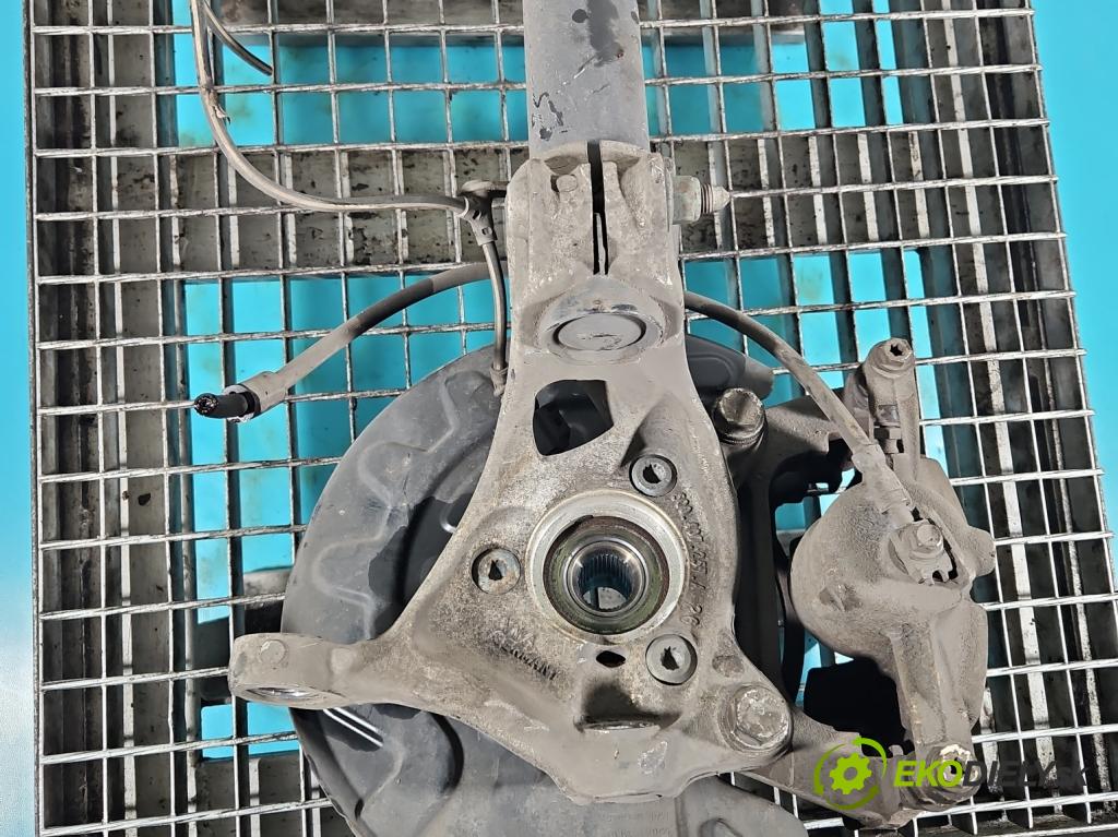 Vw Passat B8 2014 - 2.0 tdi 150 HP automatic 110 kW 1968 cm3 5- náboj ľavé  (Náboje)