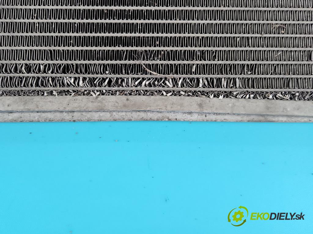 Renault Scenic III 2009-2016 1.5 dci 110 hp manual 81 kW 1461 cm3 5- Chladič vody  (Chladiče vody)