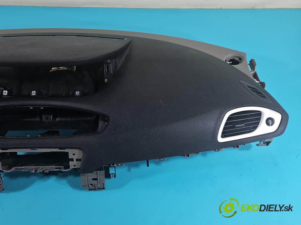 Renault Scenic III 2009-2016 1.5 dci 110 HP manual 81 kW 1461 cm3 5- kokpit,pristrojová doska rozdeľovacia