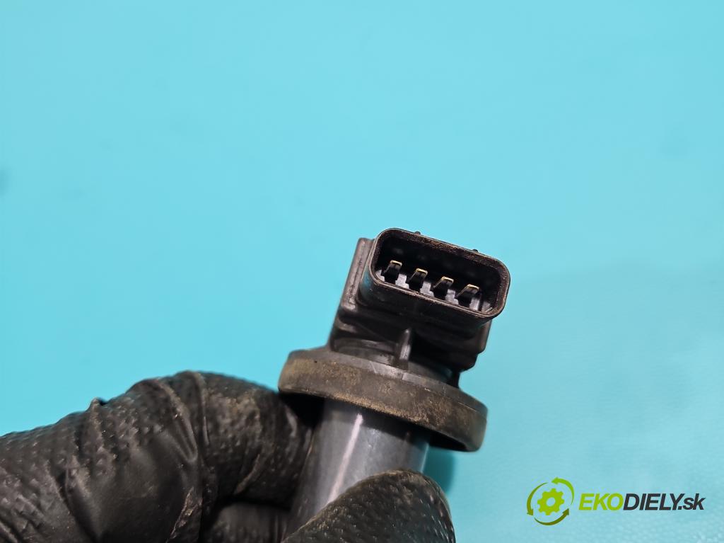 Toyota Yaris I 1999-2005 1.0 vvti 68 HP manual 50 kW 998 cm3 3- cievka zapaľovacia 90919-02240 (Zapaľovacie cievky, moduly)