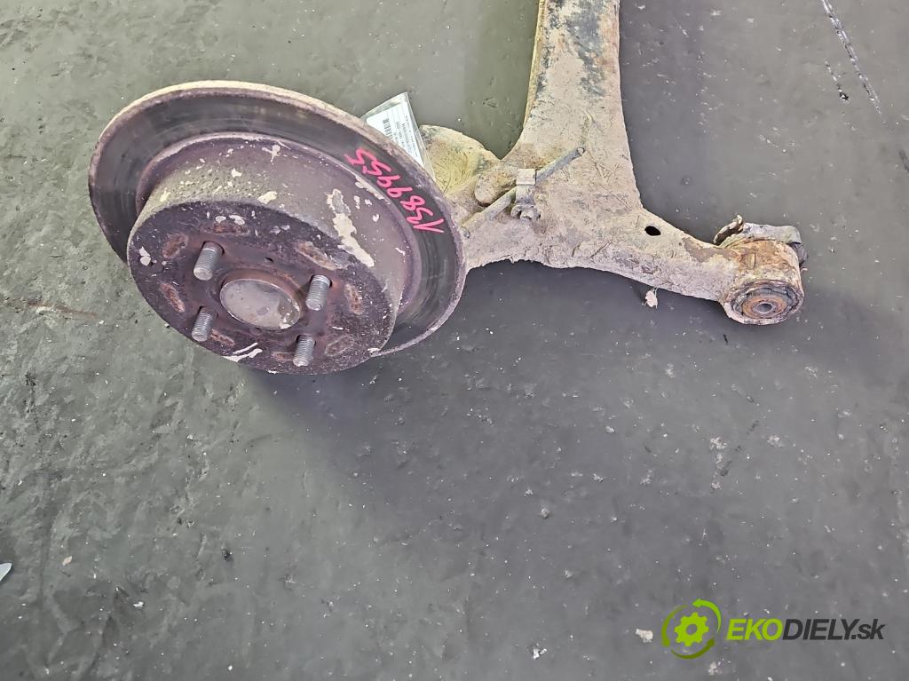 Toyota Yaris I 1999-2005 1.0 vvti 68 hp manual 50 kW 998 cm3 3- zadní výztuha  (Výztuhy zadní)