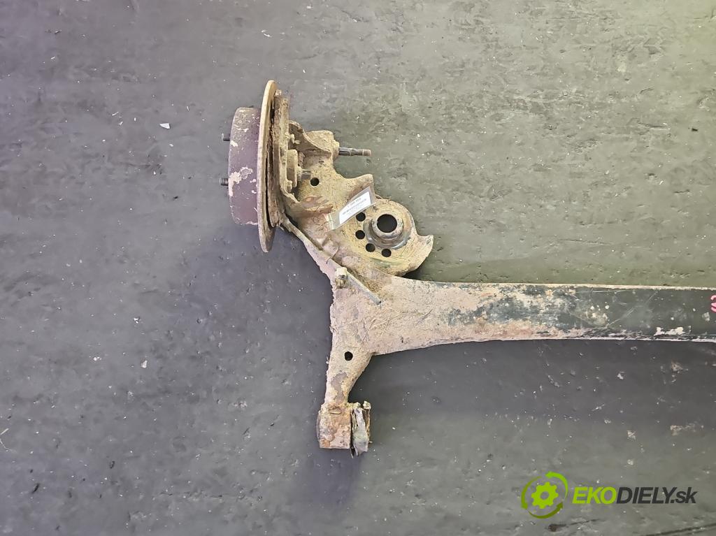 Toyota Yaris I 1999-2005 1.0 vvti 68 hp manual 50 kW 998 cm3 3- zadní výztuha  (Výztuhy zadní)